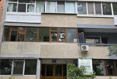Apartament cu 4 camere decomandat în Calea București - 11