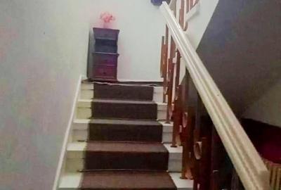 Apartament cu 5 camere decomandat în Central - 2