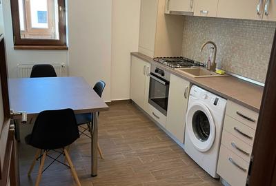 Apartament cu 2 camere decomandat în Titan - 2