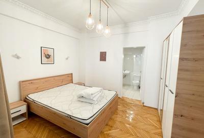 Apartament cu 4 camere semidecomandat, mobilat în Cișmigiu - 1