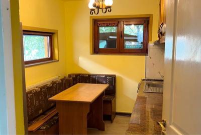 Casă cu 3 camere în Zmeurătu - 3