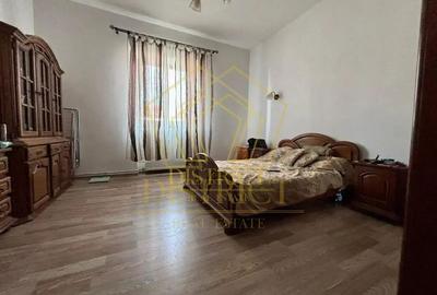 Casa renovata cu 4 camere la curte comuna | Iosefin Casa renovata cu 4 camere la curte comuna | Iosefin - 4