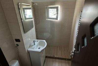Apartament cu 3 camere semidecomandat în Sărari - 3