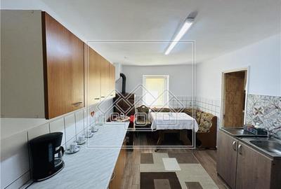 Casa in Sibiu - Vurpar - 2 constructii in curte - Gradina mare - 27