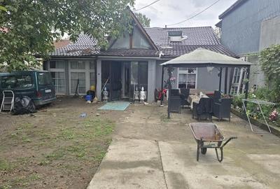 Casă cu 4 camere cu Teren 273 Mp în Gării - 1