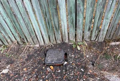 Vând  casă bătrâneasca - 4