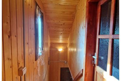 Casă cu 8 camere decomandat cu Canalizare în Apața - 15