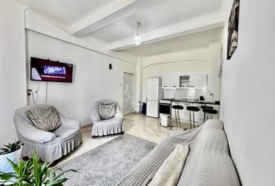 Apartament cu 3 camere semidecomandat în P-ța Unirii - 2