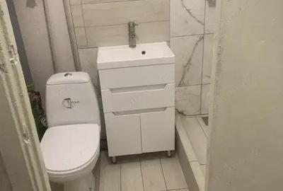 Garsonieră decomandată în Titan - 2