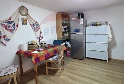 Casă cu 3 camere în Dărmănești - 6