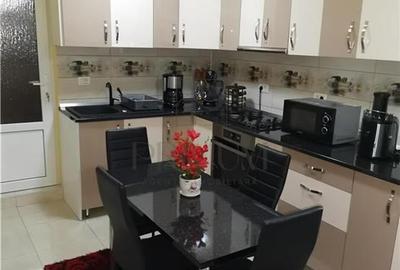 Utvin- toate utilitatile- teren generos- strada asfaltata- mobilata si utilata - 4