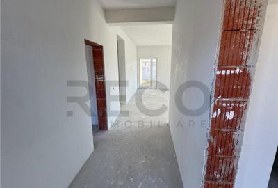 Casă cu 4 camere cu Teren 500 Mp în Sântandrei - 6