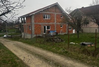 SATU NOU DE JOS, casa D+P+E 300mp , cu teren 21ari! - 30