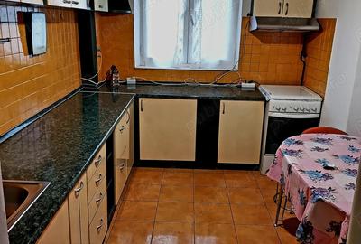 Apartament cu 2 camere decomandat în Micro 20 - 3