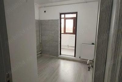 Vand apartament doua camere decomandat zona Milcov - 5