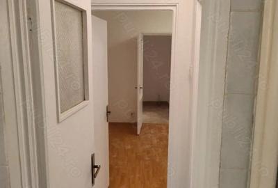 Apartament cu 2 camere semidecomandat în Progresul - 3