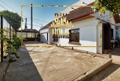 Cladire cu spatiu comercial, 2 apartamente si casa la sol, VANZARE - 7