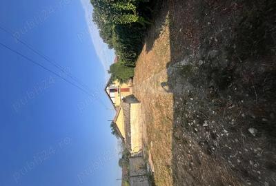 Casa cu teren generos 414 m ideala pentru renovare ?i personalizare