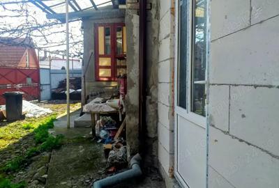 Vand casa in Reghin, singur in curte - 2