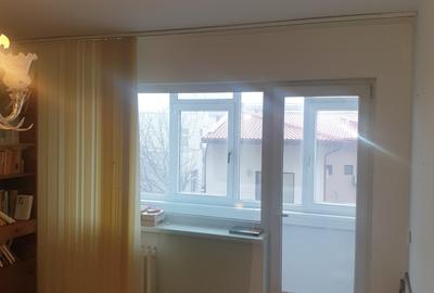 Apartament cu 4 camere decomandat în Casa de Cultură - 7
