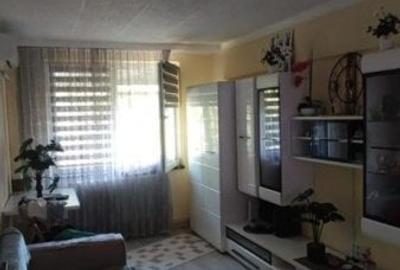 Apartament 1 camera, decomandat, etaj 2, mobilat, Frumoasa