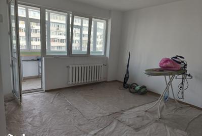 Apartament cu 3 camere semidecomandat în Crângași - 2