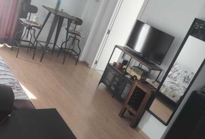 Apartament cu 2 camere semidecomandat, mobilat în 1 Decembrie 1918 - 1