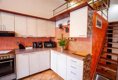 Proprietar, inchiriez apartament situat in Pta Libertatii - 14