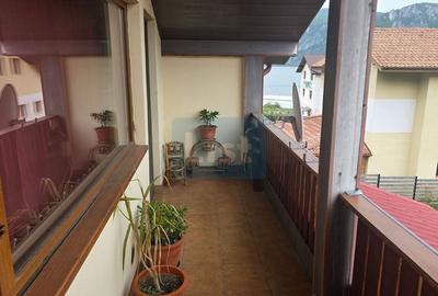 Casă cu 6 camere cu Teren 1361 Mp în Dubova - 13