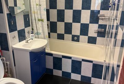 Apartament cu 2 camere decomandat în Berceni