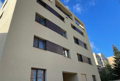 Spatiu comercial cu multiple destinatii parter bloc - 5