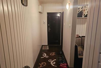 Apartament cu 2 camere decomandat, mobilat în Micro III - 9