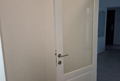 Apartament cu 2 camere semidecomandat în Florilor - 3