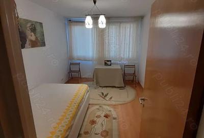 Vanzare apartament 3 camere decomandat - 2