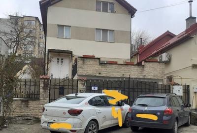 Casă în Central - 3