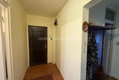 Apartament cu 3 camere decomandat în Piața Centrală - 2