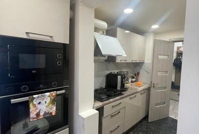 Vanzare apartament 3 camere in Titan, 5 minute metrou Grigorescu, renovat total - 2