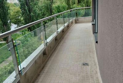 Apartament cu 4 camere în Plopilor - 4