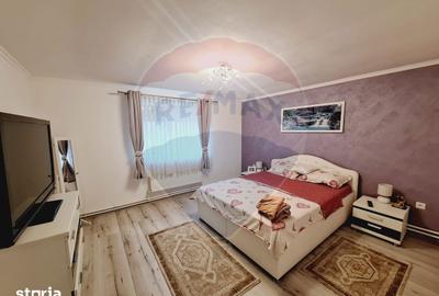 Casă cu 3 camere cu Teren 1262 Mp în Hidiș - 1