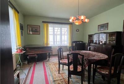 Casa singura in curte, cu garaj, Central, Brasov - 9