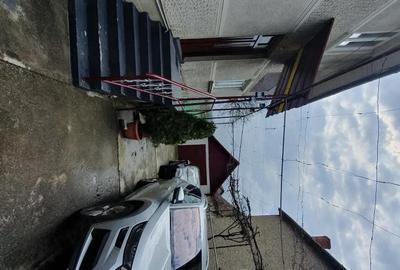 Casă cu 5 camere cu Teren 600 Mp în Central - 2