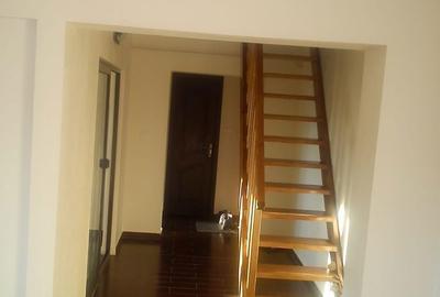 Apartament cu 3 camere decomandat în Central - 8