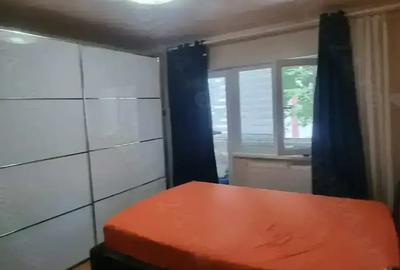 Vand Apartament 3 camere Micro 4. - 4