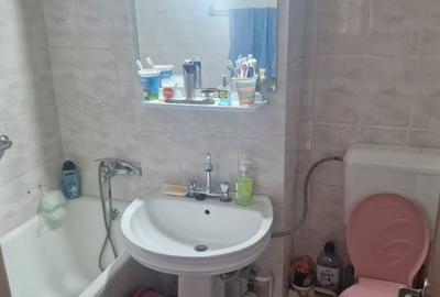Apartament 2 Camere - Trapezului - Bloc reabilitat-Metrou 6 Minute - 8