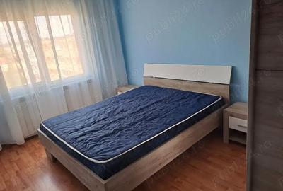 Apartament cu 3 camere semidecomandat în Central - 2