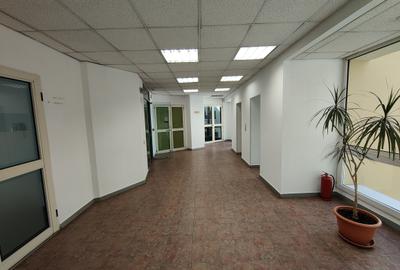 Birou, de 980 mp, în Universitate - 14