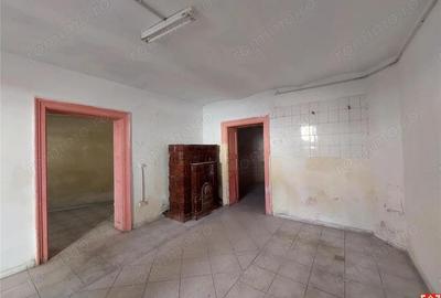 Casă cu 3 camere cu Teren 167 Mp în Central - 4