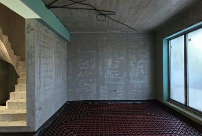 Townhouse P+2 de vanzare, 5 camere, in Kamsas, zona de case - 3