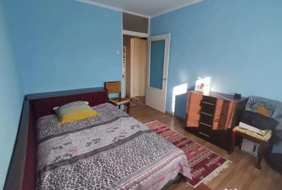 Apartament cu 3 camere decomandat în Piața Centrală - 7