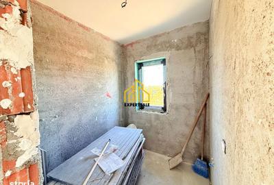 Casă cu 4 camere cu Teren 325 Mp în Prelungirea Ghencea - 10